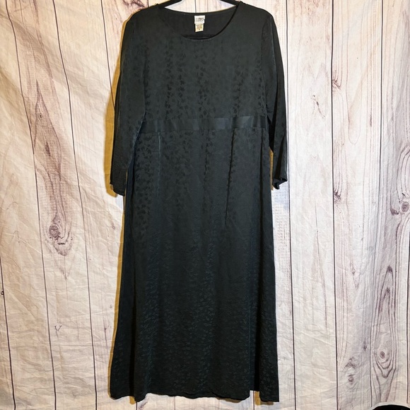Eileen Fisher 100% Silk Elegant Black Maxi Floral Leaf Pattern Women's Dress S - Picture 1 of 5